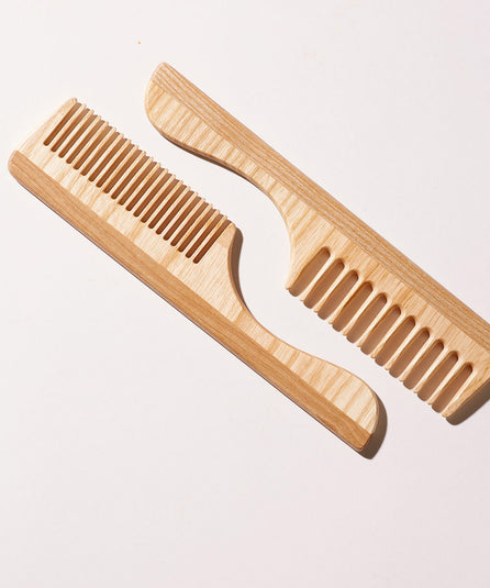 Peigne à Manche à dents serrées en Frêne TEK