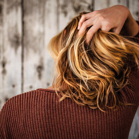 Pourquoi faut-il se masser le cuir chevelu régulièrement?