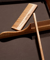 Petit Peigne en Frêne TEK